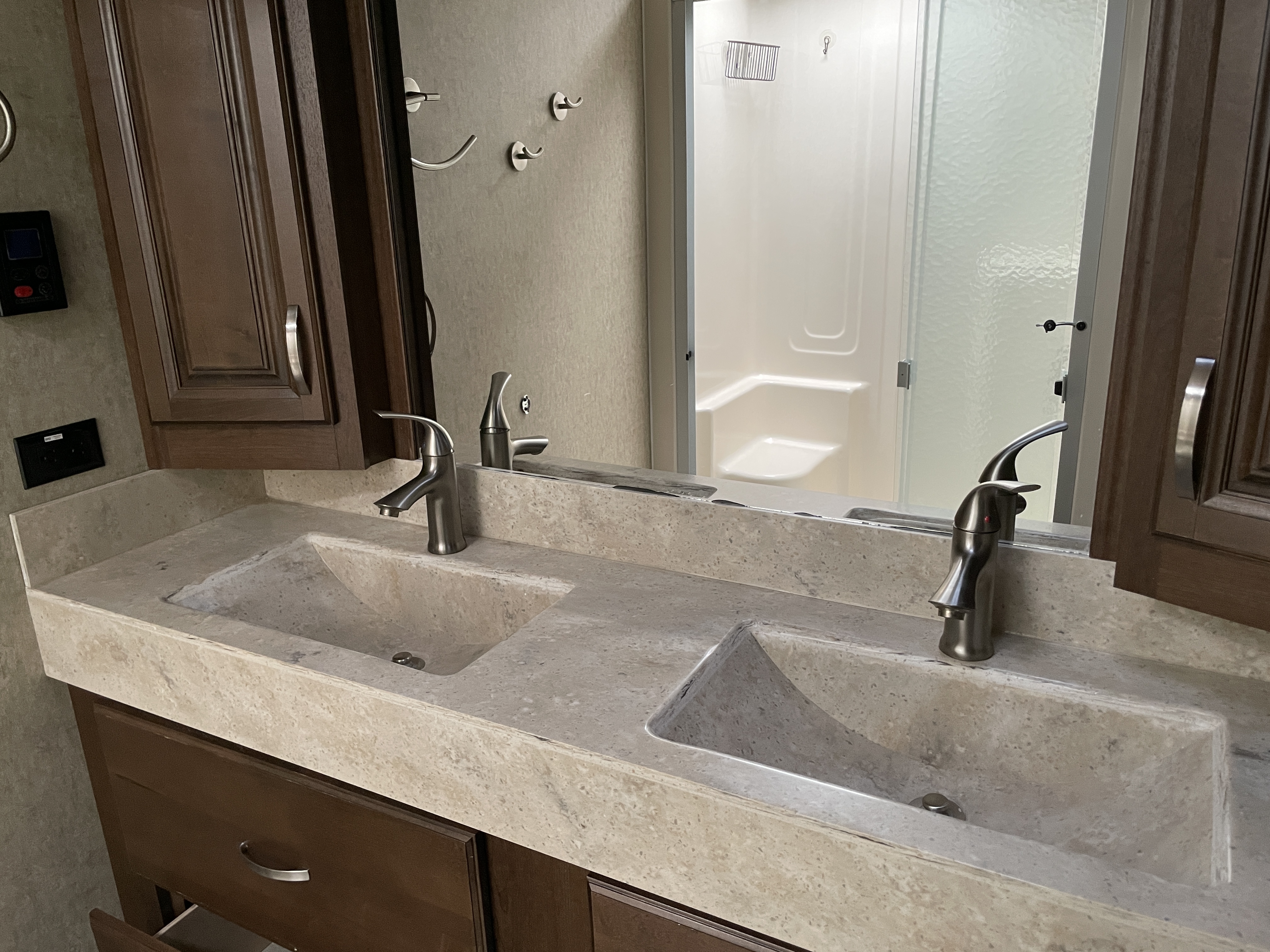2018 Forest River Cedar Creek Champagne Edition 38EL - Image 17