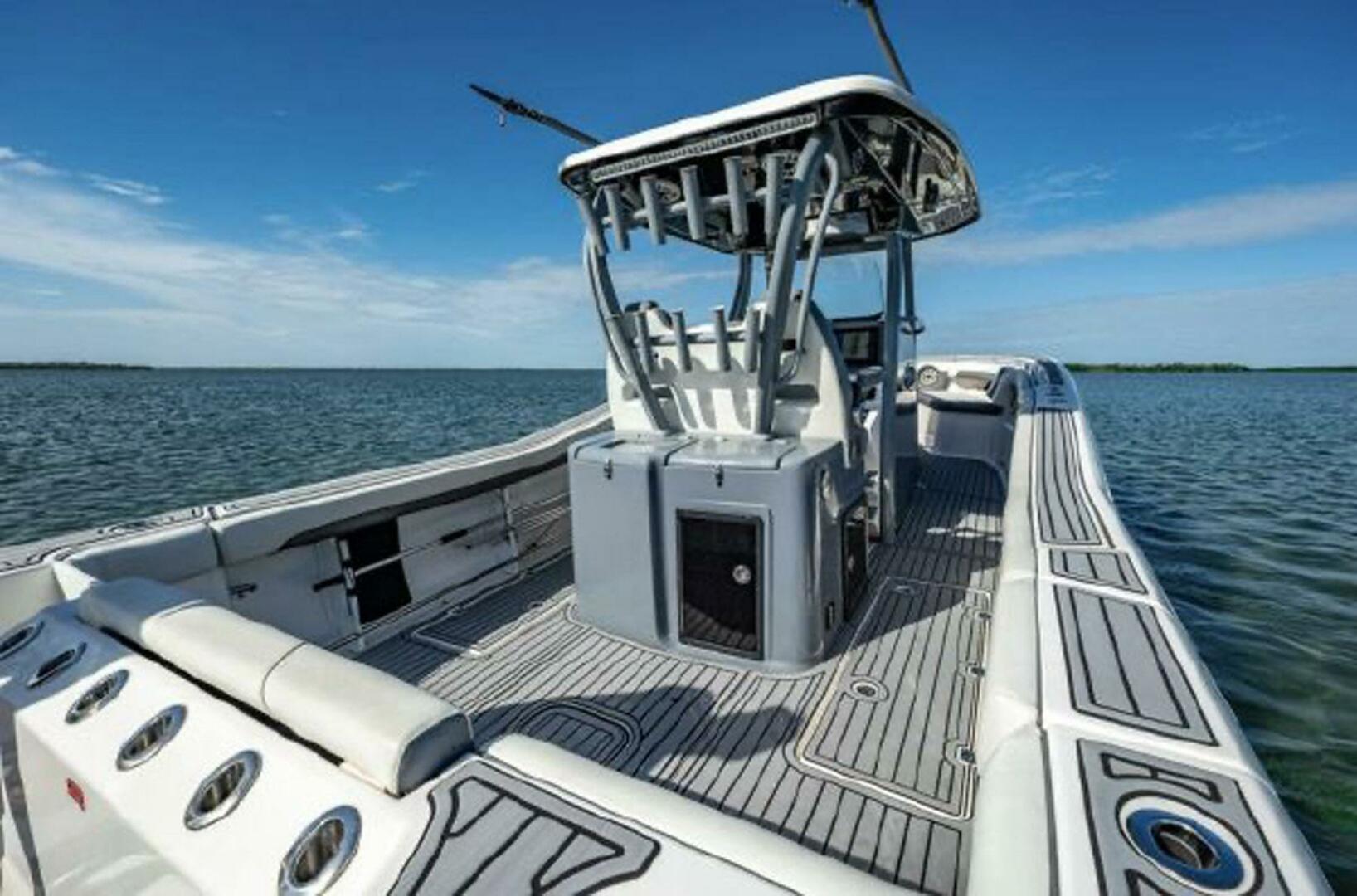 2020 Tidewater 320 CC Adventure - Image 21