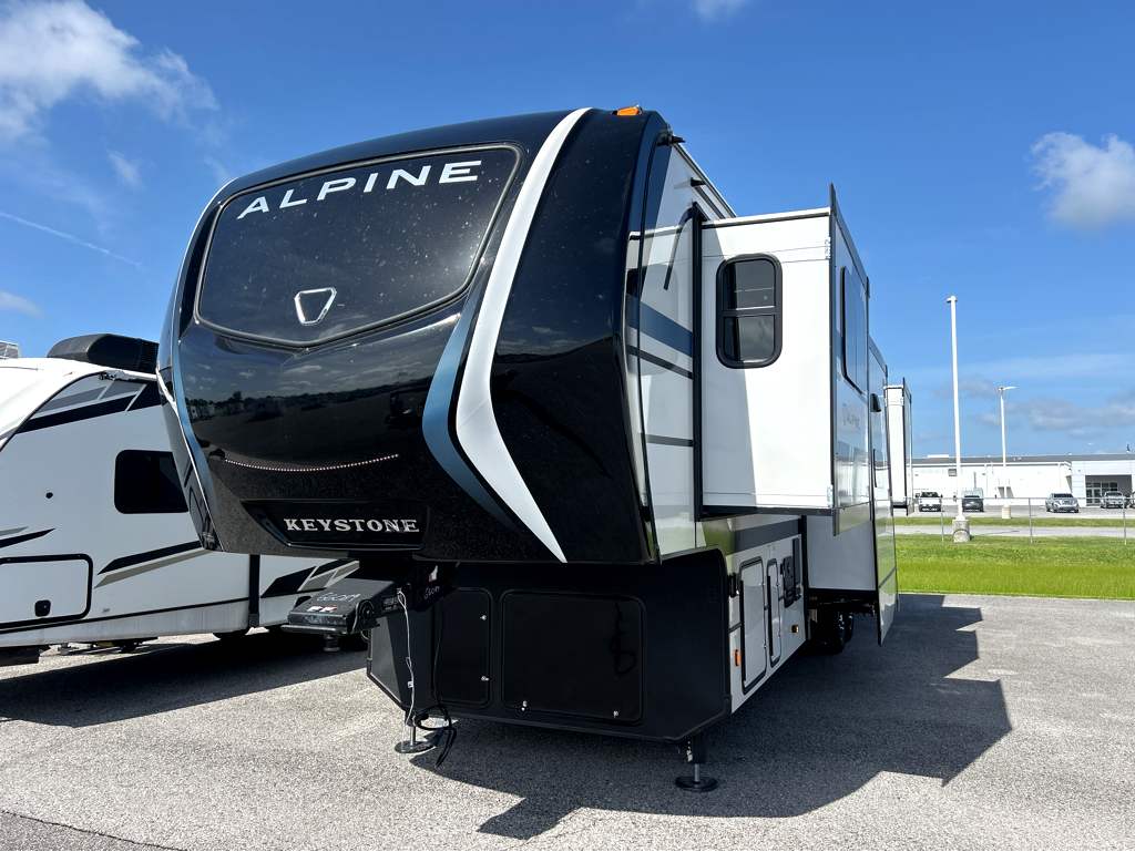 2026 Keystone ALPINE 3710FL - Image 2