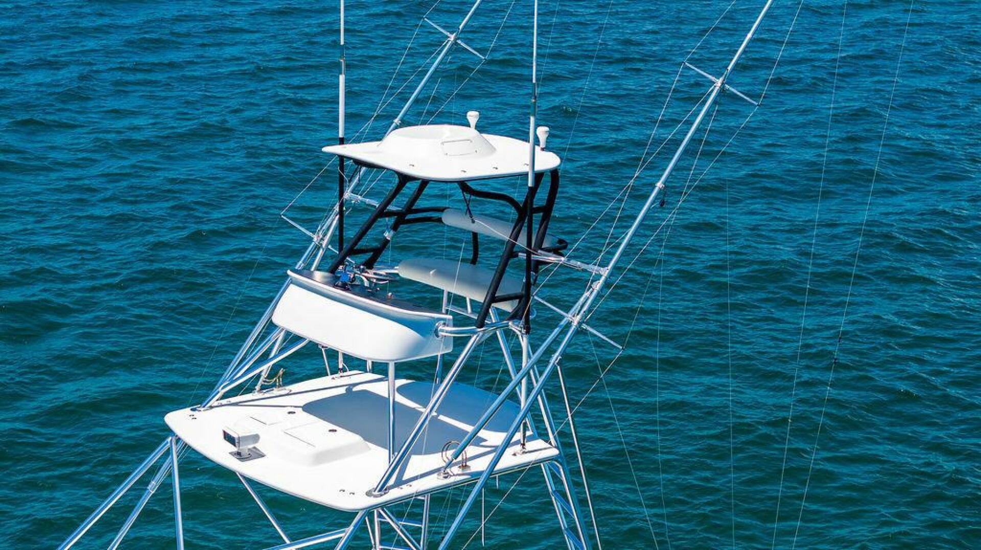 2023 Hatteras GT45X - Image 8