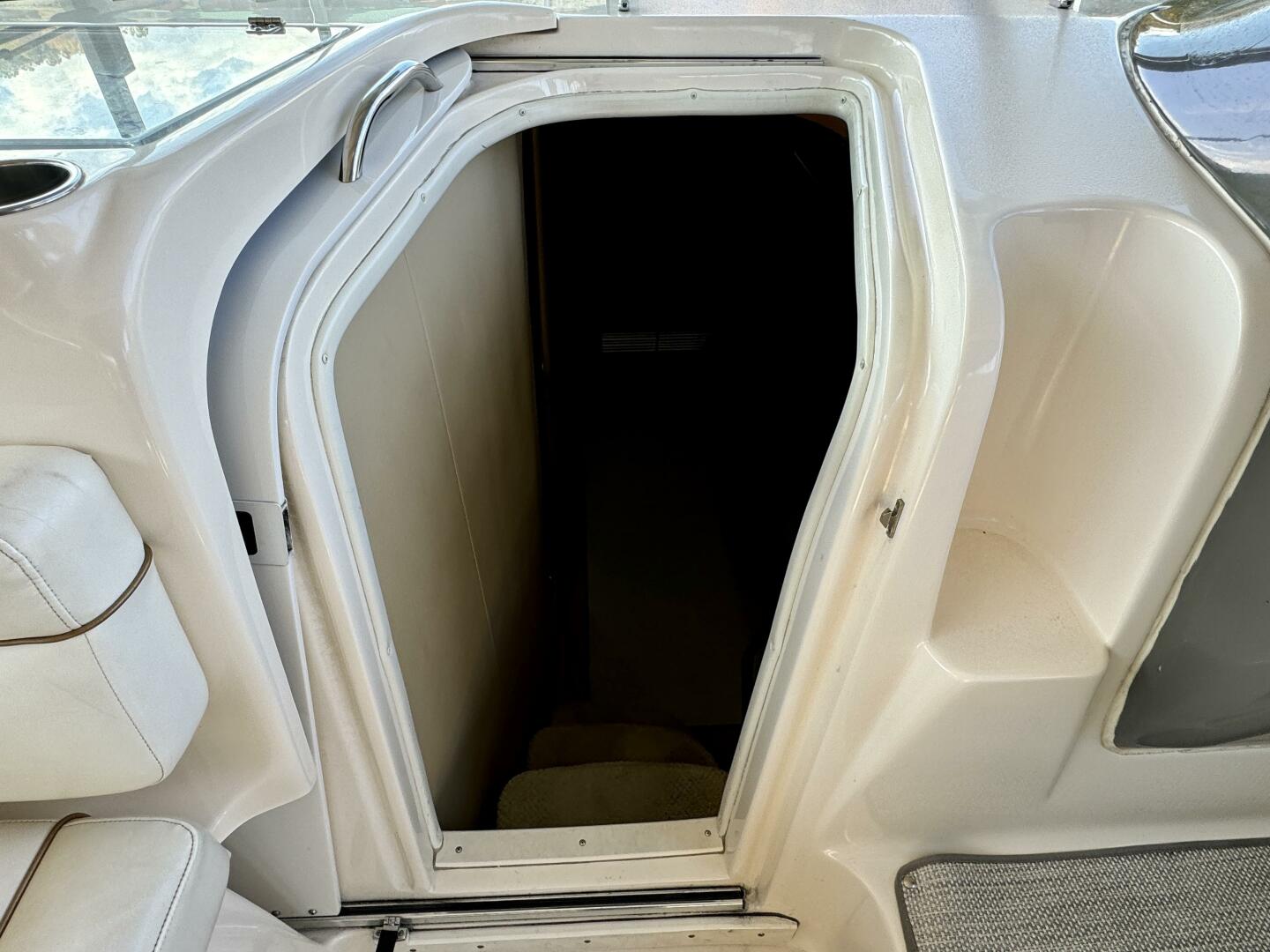2004 Rinker 342 Fiesta Vee - Image 39