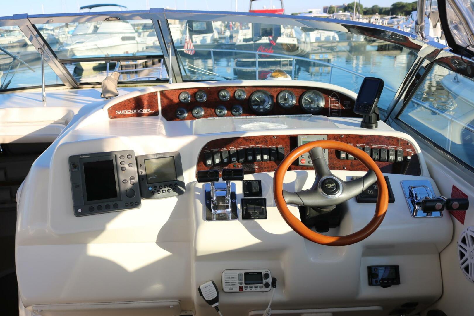1996 Sea Ray Sundancer - Image 13
