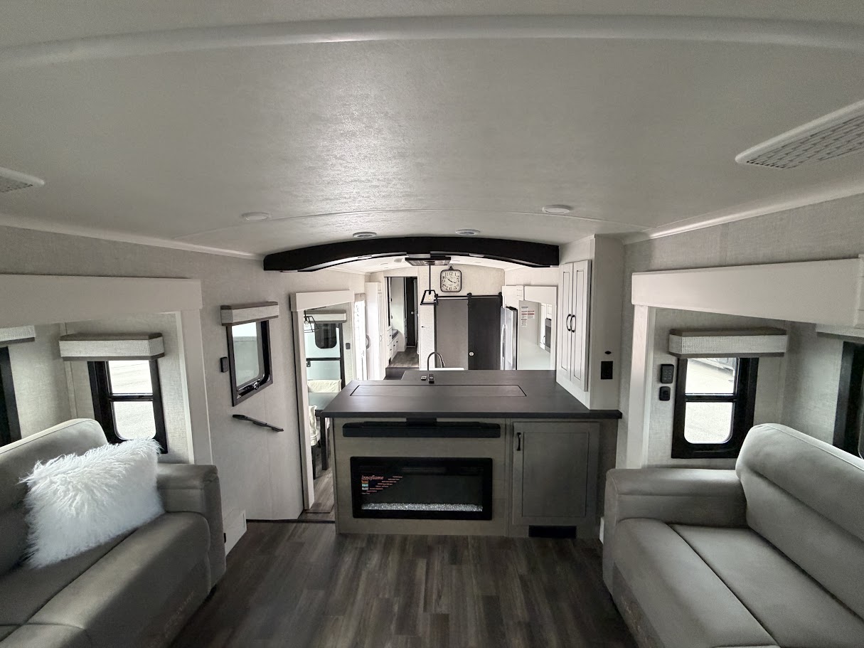 2025 JAYCO NORTH POINT 382FLRB - Image 15
