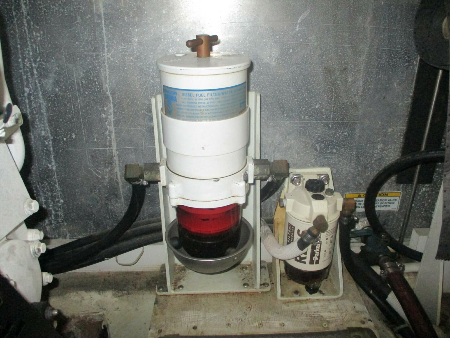 2006 Carver - Image 61