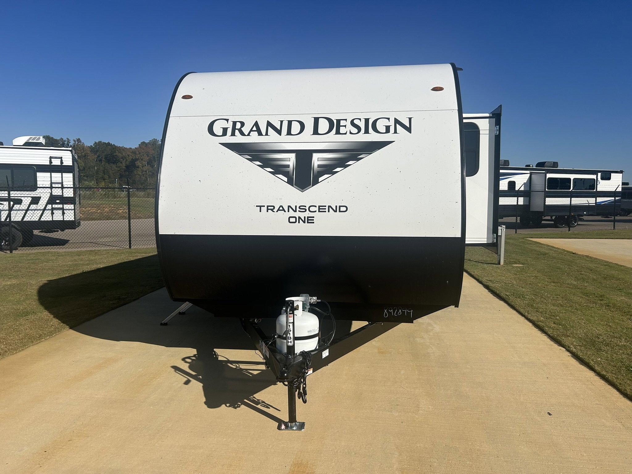 2026 GRAND DESIGN TRANSCEND 161BH - Image 2
