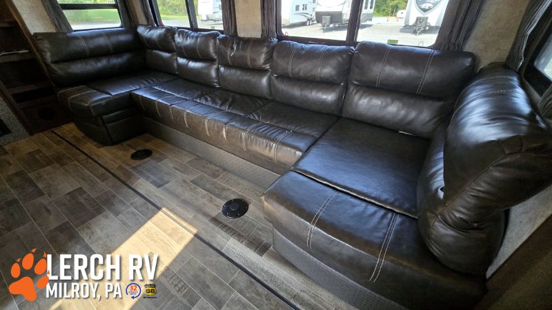 2018 Highland Ridge Open Range Roamer RF376FBH - Image 12