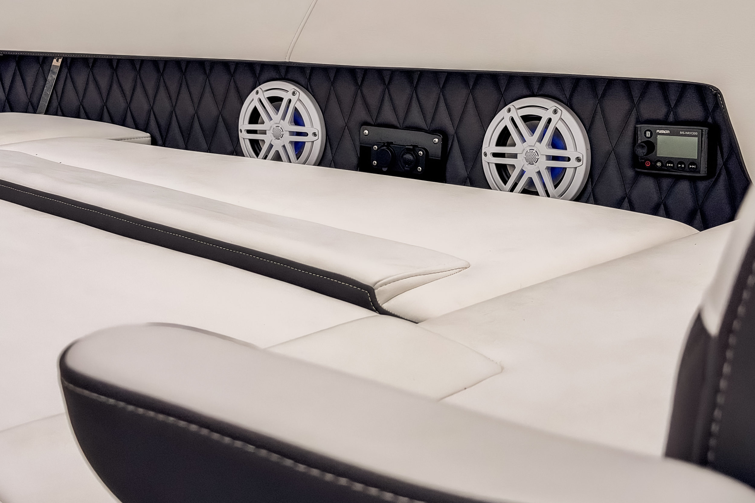 2022 Monterey 378SS - Image 26