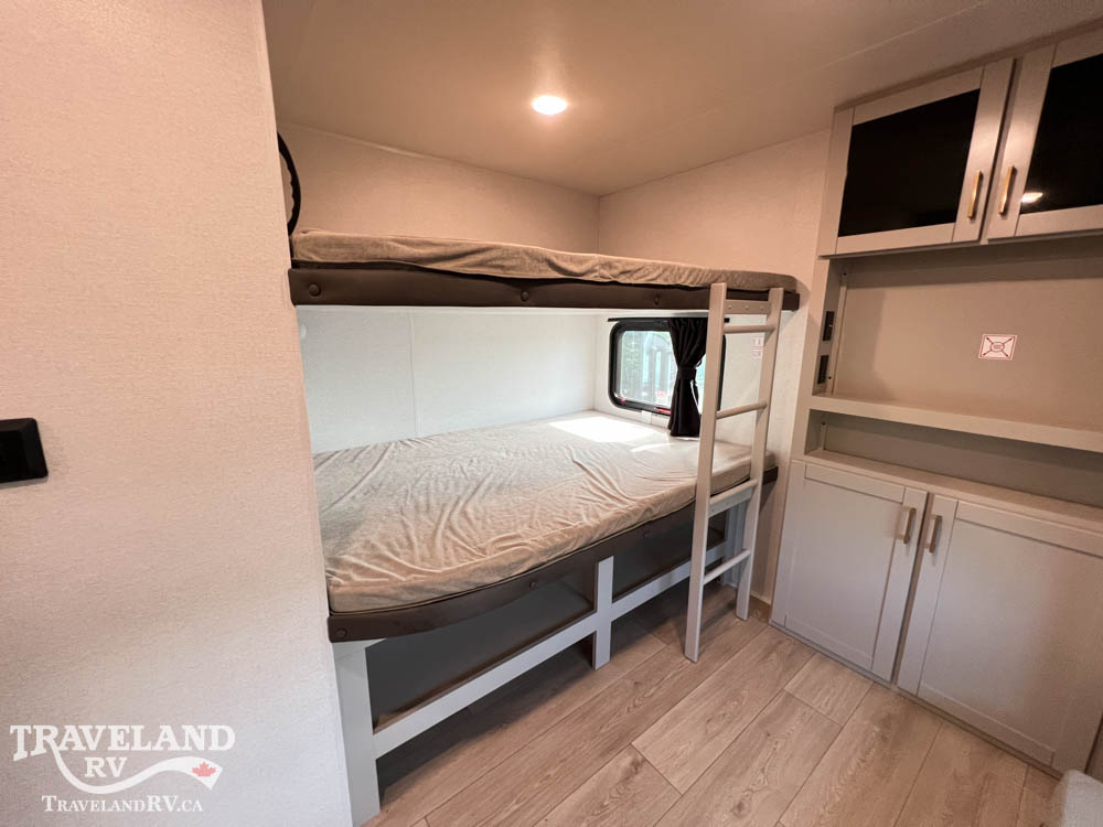 2027 Jayco Jay Flight SLX 321BDS - Image 32