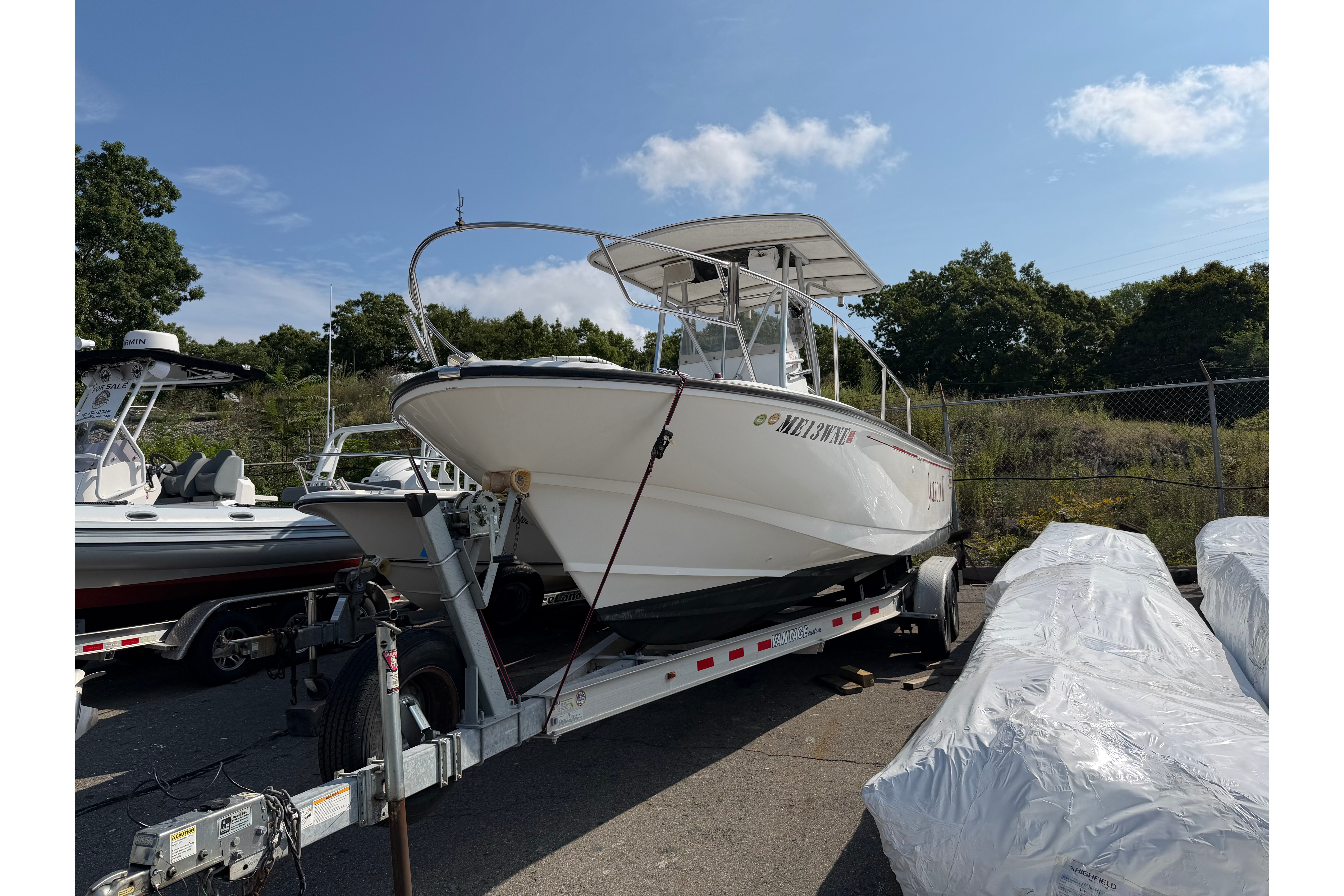 1995 Boston Whaler Boston Whaler 240 Outrage Base - Image 2