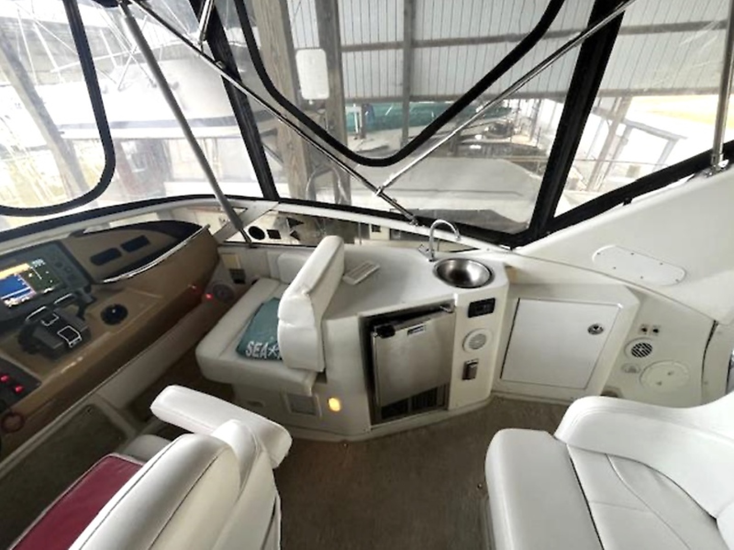 2003 Carver - Image 11