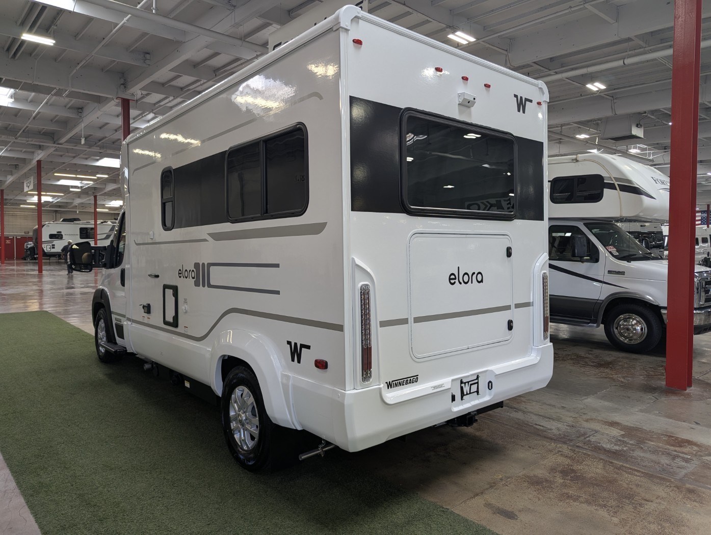 2027 Winnebago Elora 19DC - Image 4