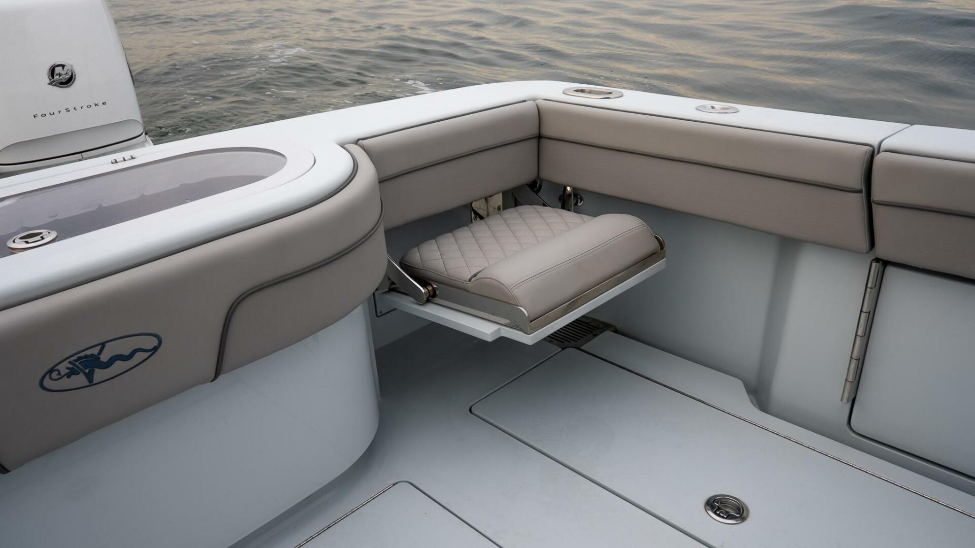 2023 Valhalla Boatworks V-33 - Image 12