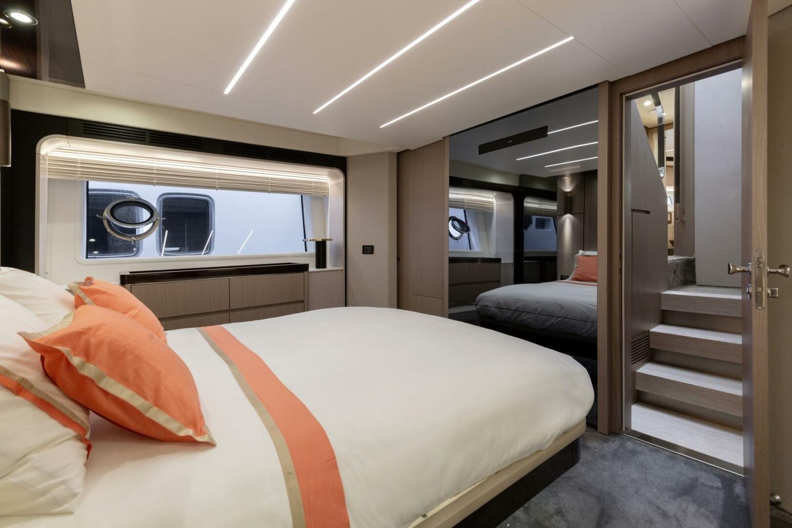 2020 Azimut 72 Flybridge - Image 39