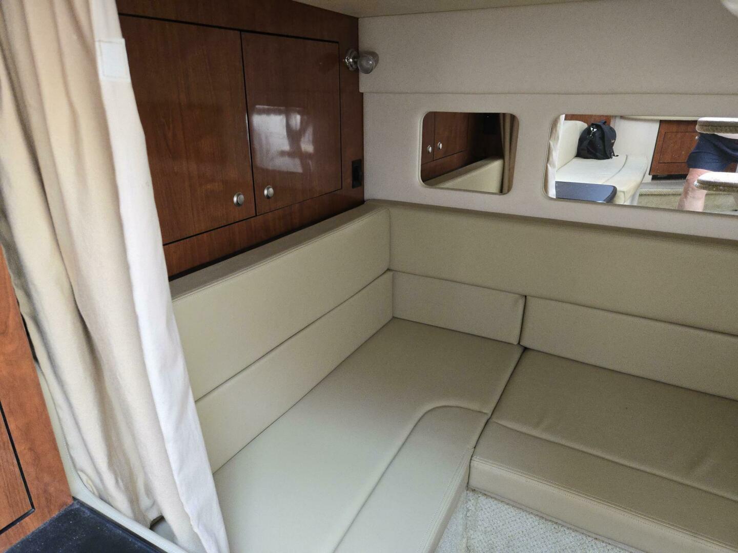 2007 Sea Ray 310 Sundancer - Image 6