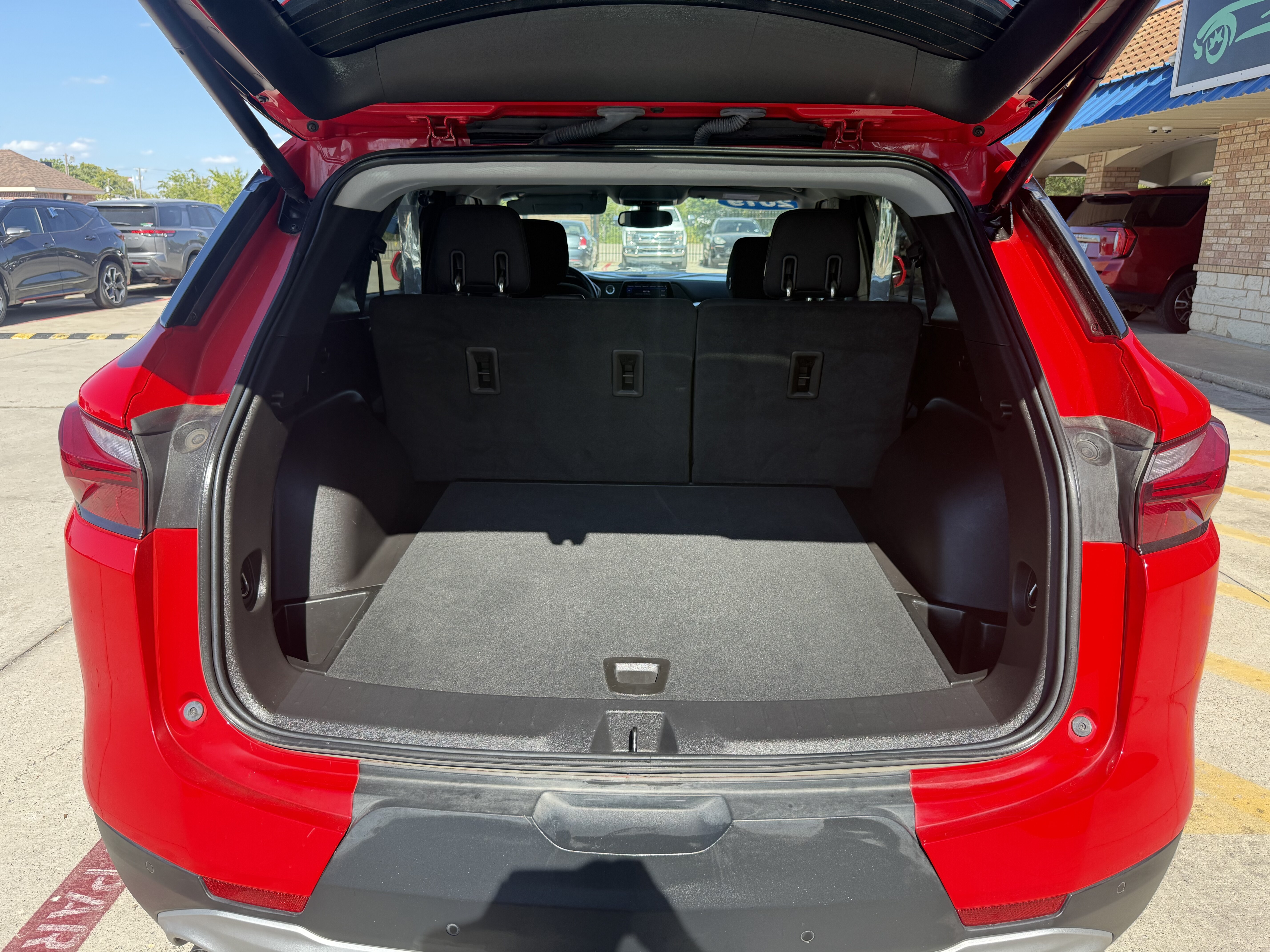 2019 Chevrolet Blazer Utility 4D 2LT 2WD - Image 30