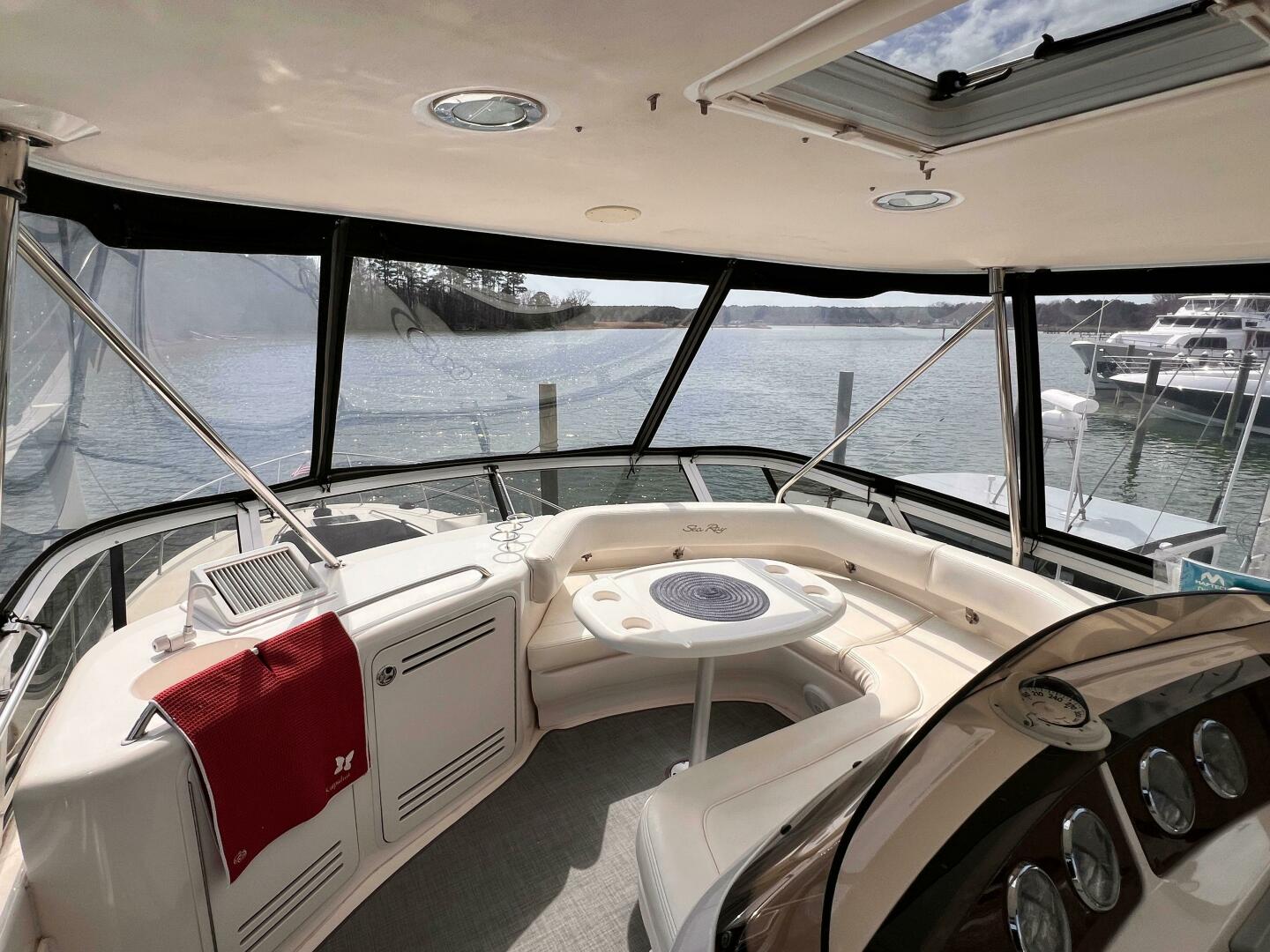 2004 Sea Ray 480 Sedan Bridge - Image 42