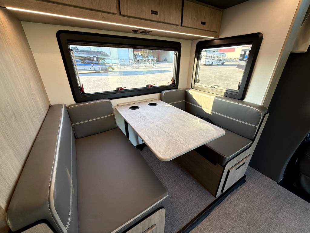 2027 Grand Design Lineage Series M 25FW - Image 20