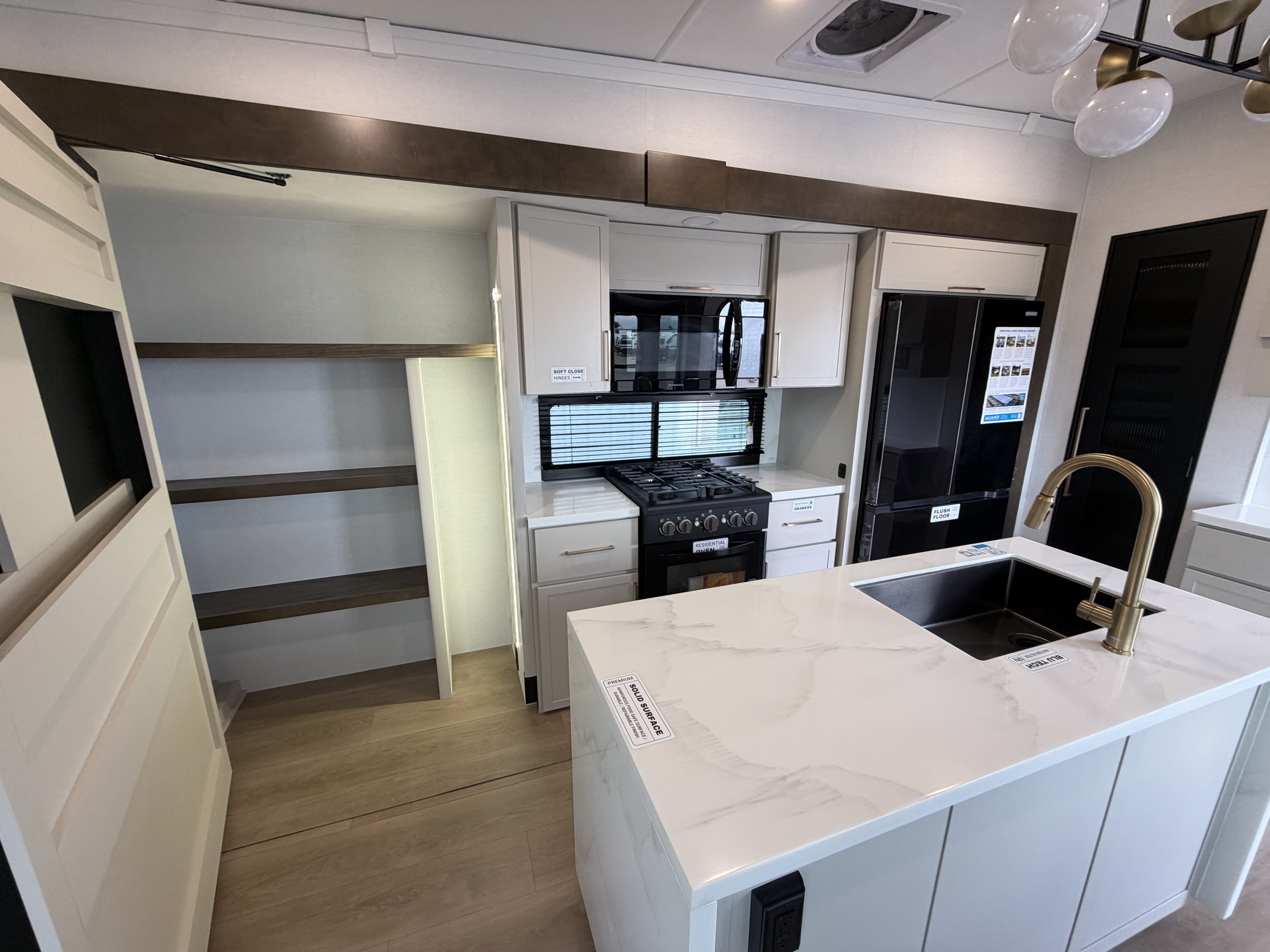 2027 Alliance RV Paradigm 310RL - Image 14