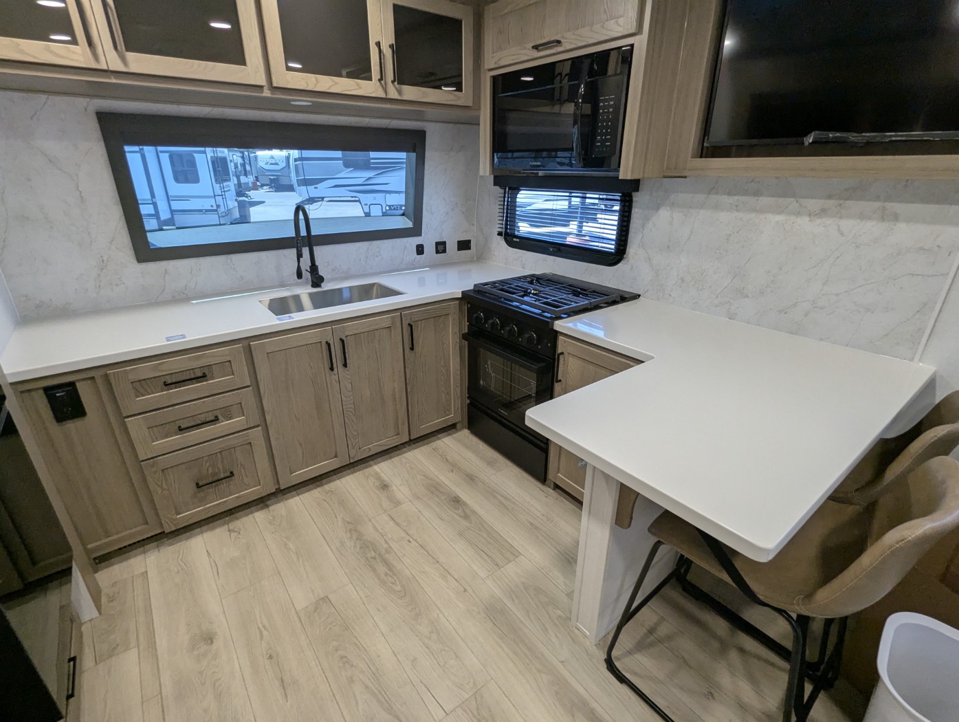 2026 Forest River Rockwood Signature 8263MBR - Image 13