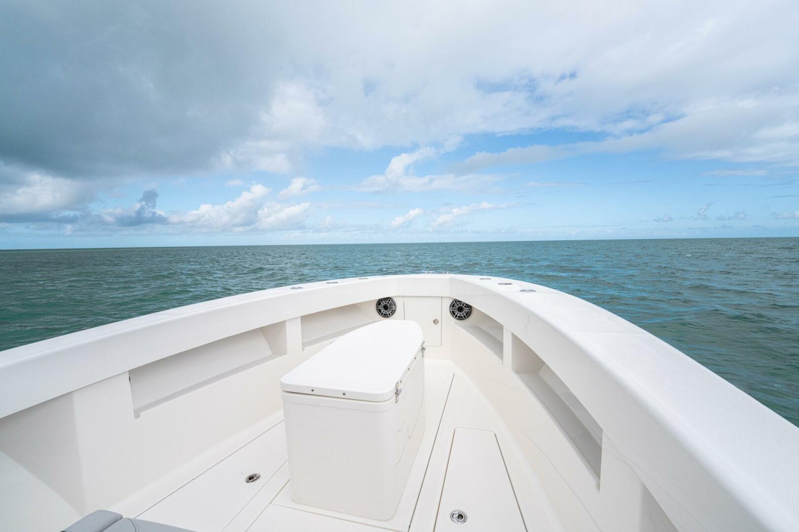 2024 SeaVee 322z - Image 18