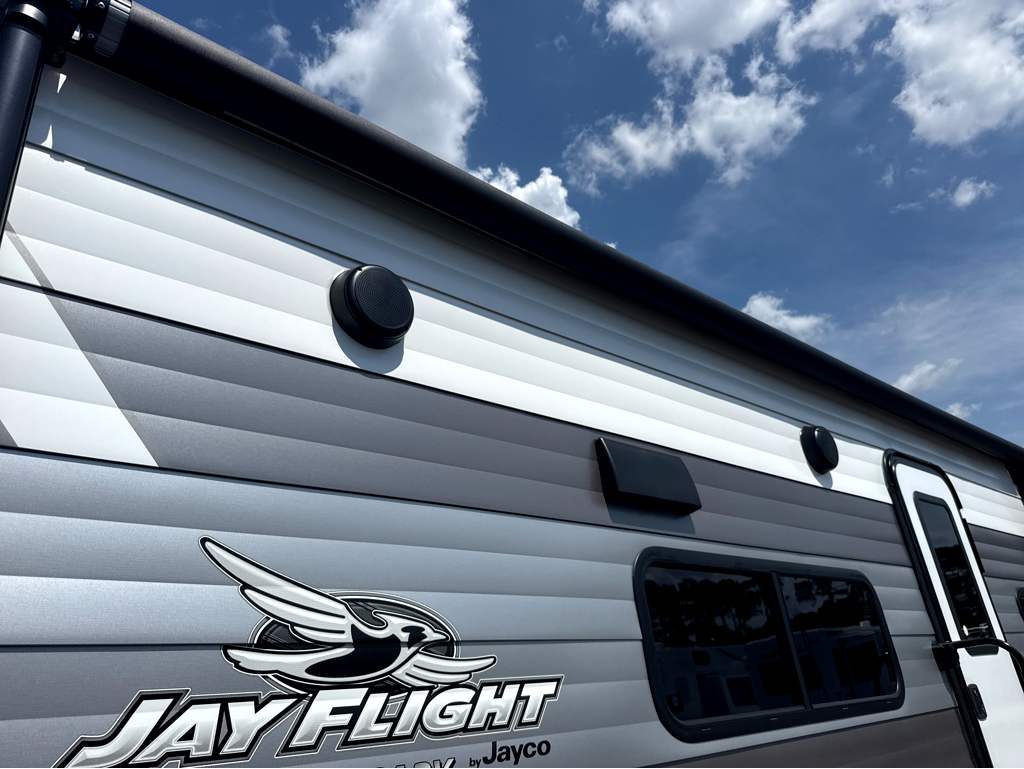2027 Jayco Jay Flight SLX 261BHS - Image 5