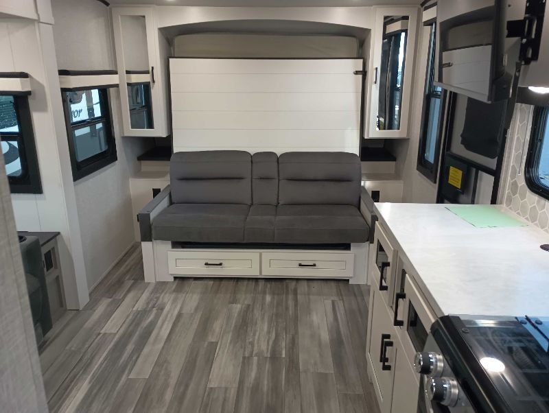 2025 Jayco Jay Feather 19MRK - Image 12