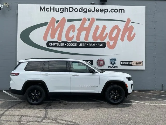 2026 Jeep Grand-Cherokee-L Laredo Altitude 4x4 - Image 4