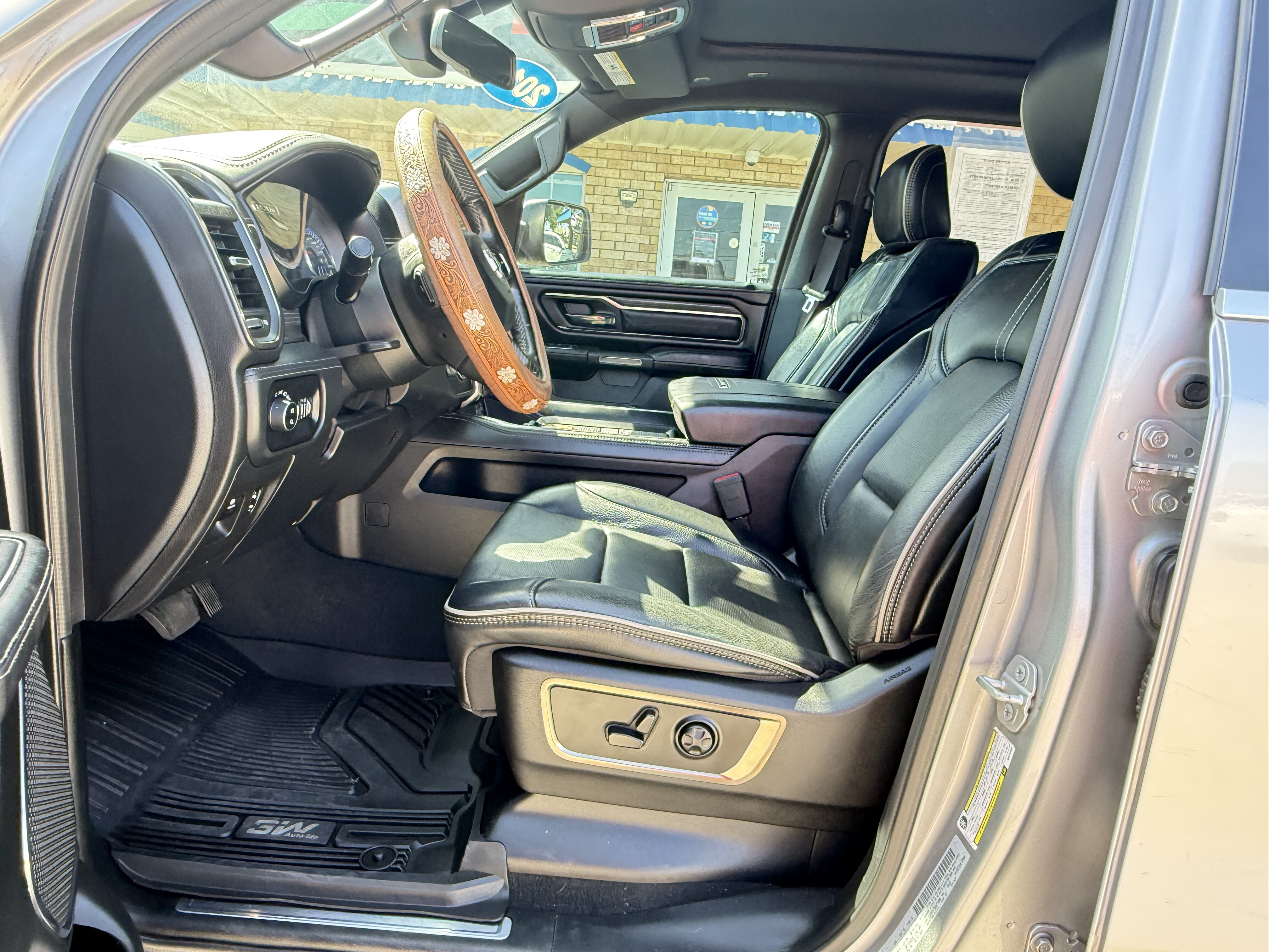 2019 Ram 1500 Pickup Crew Cab Bighorn/Lone Star 4WD - Image 19