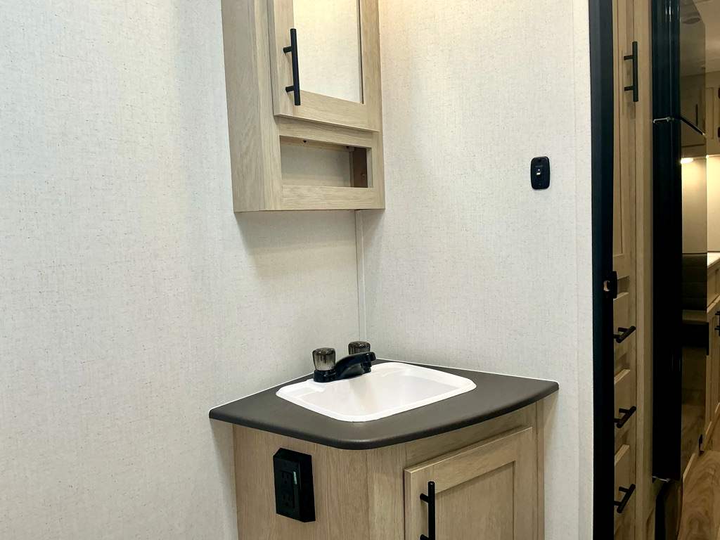 2026 COACHMEN 290BH - Image 14