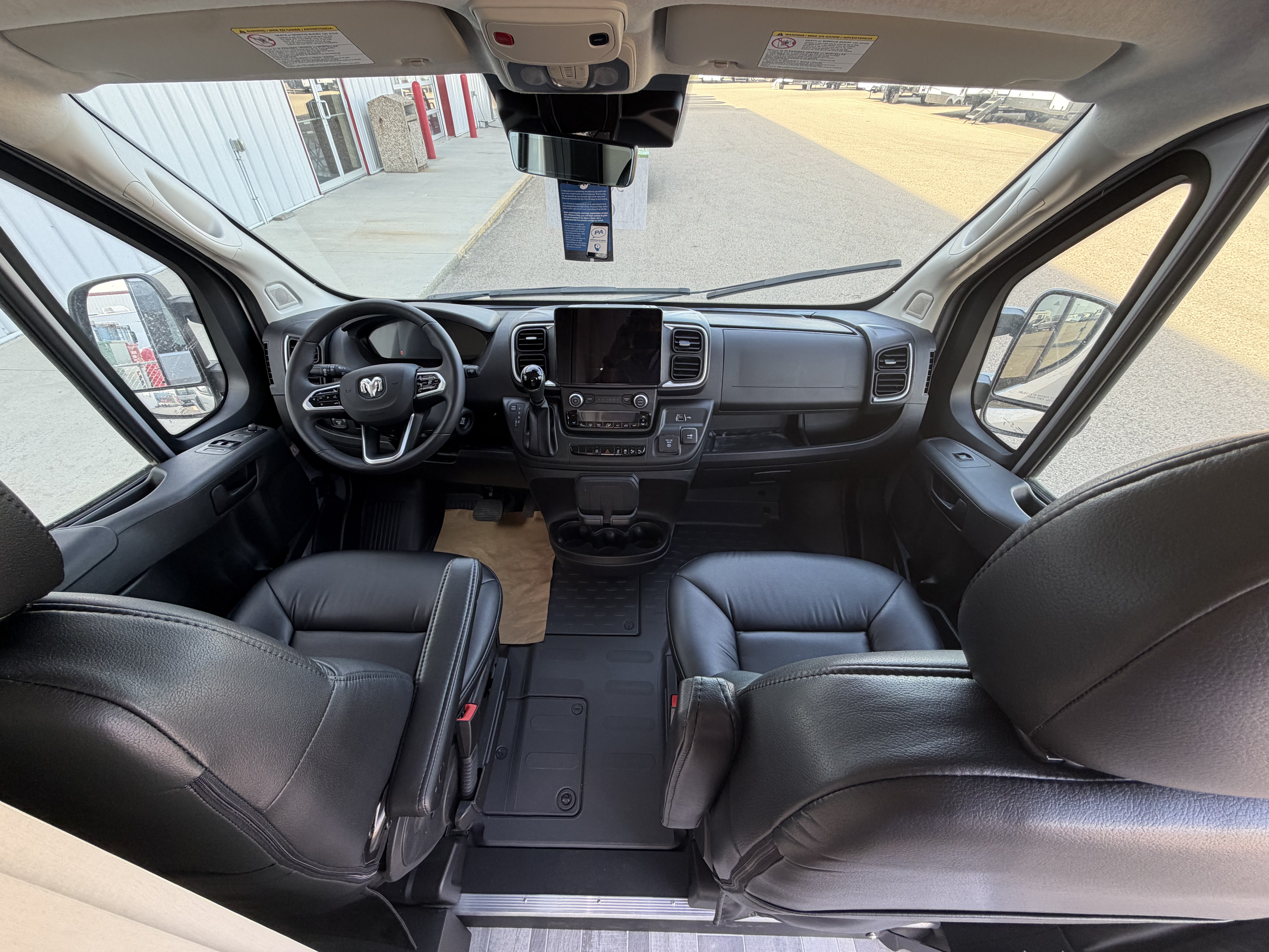 2027 Pleasure-Way Lexor TS - Image 11