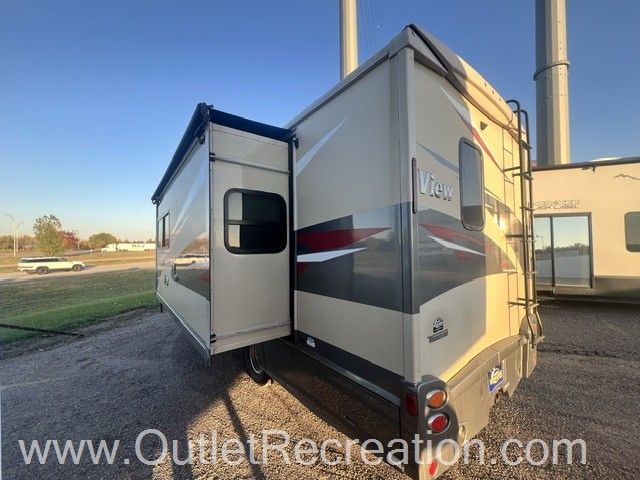 2019 Winnebago View 24D - Image 3