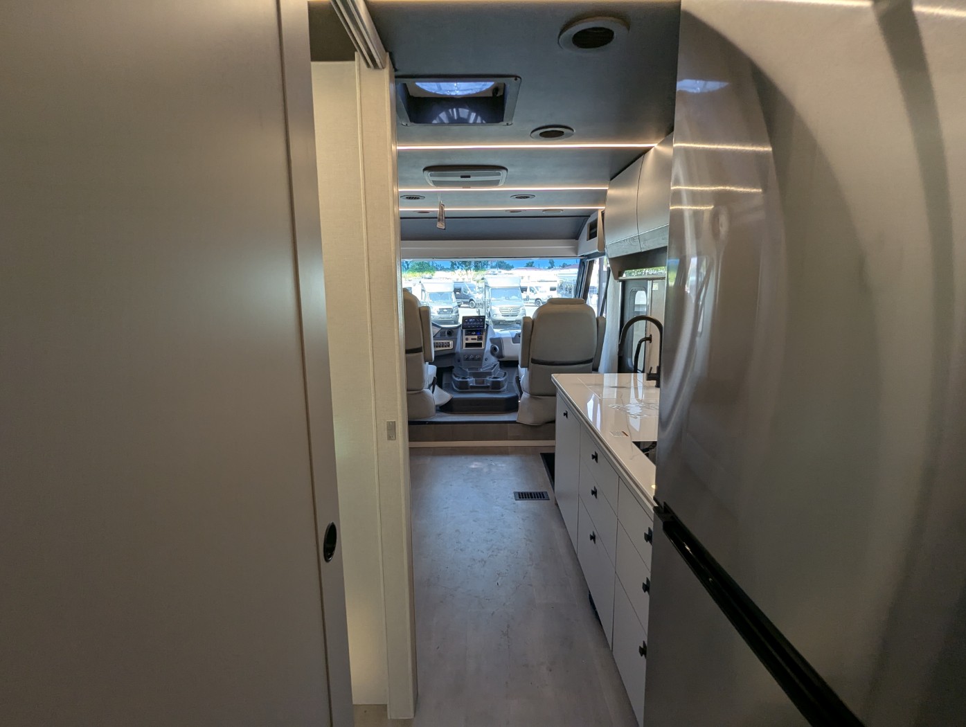 2026 Coachmen Euro 25TB - Image 28