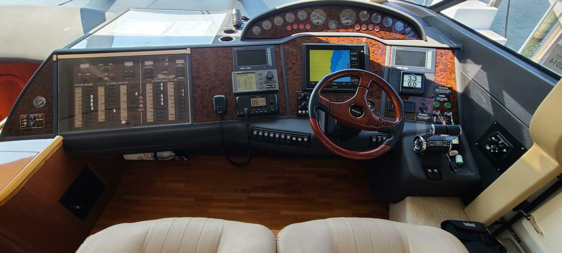 2006 Viking Sport Cruisers 61 Flybridge - Image 10