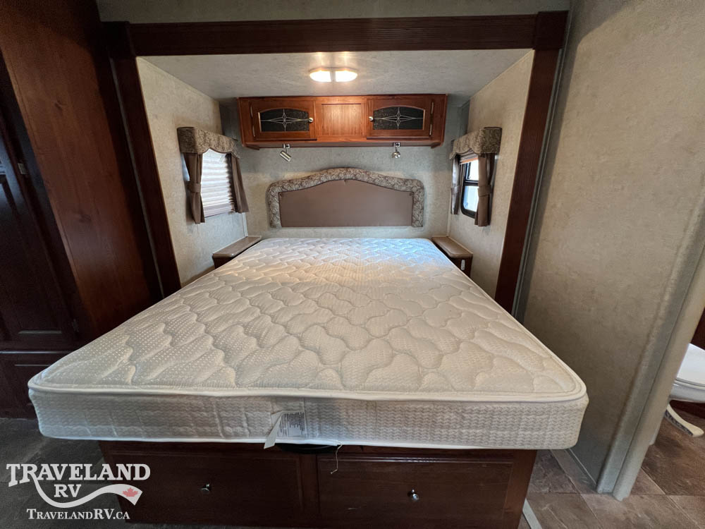 2013 Forest River Rockwood Windjammer 3002W - Image 27