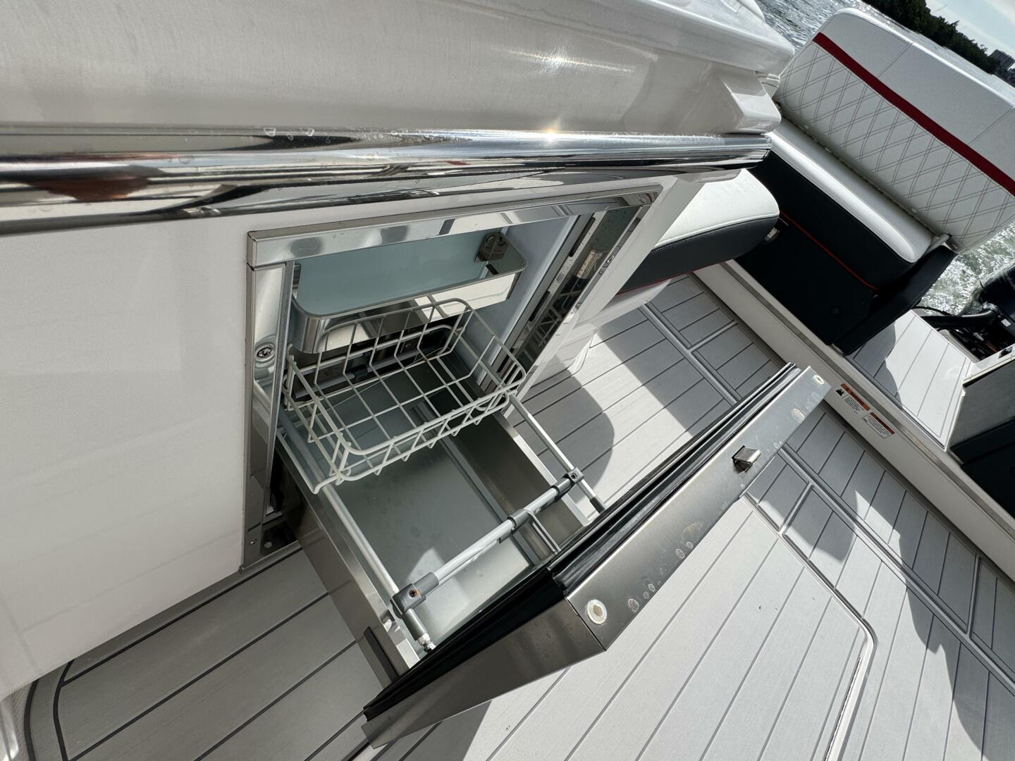 2023 Regal 29 OBX - Image 19