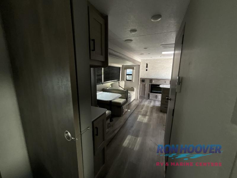 2026 COACHMEN CATALINA 333DBDSCKLE - Image 12