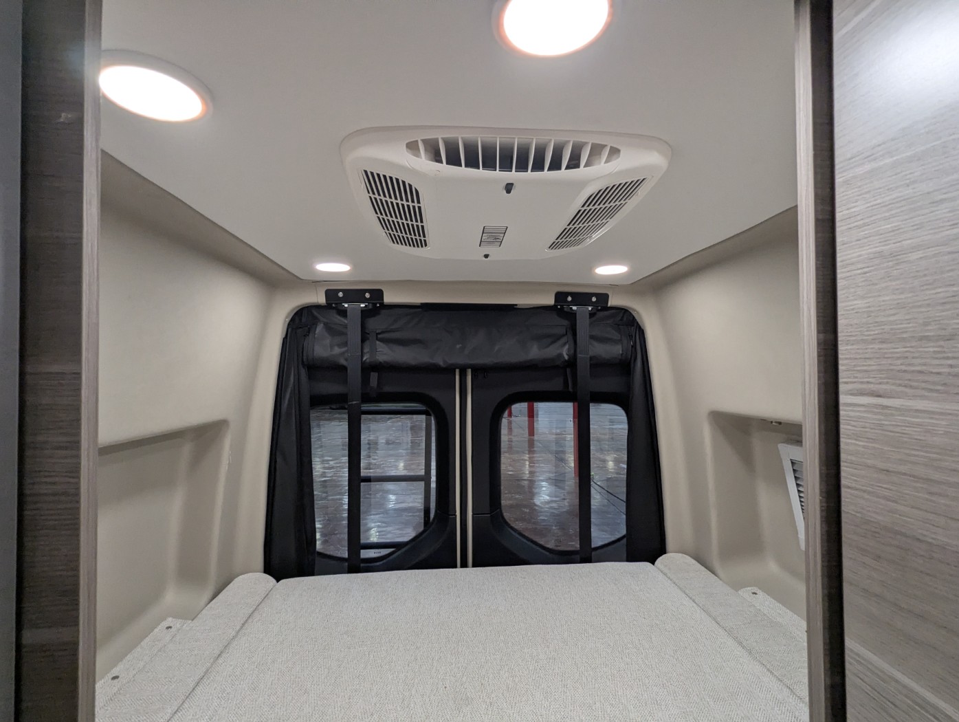 2025 Entegra Coach Launch 19Y - Image 33