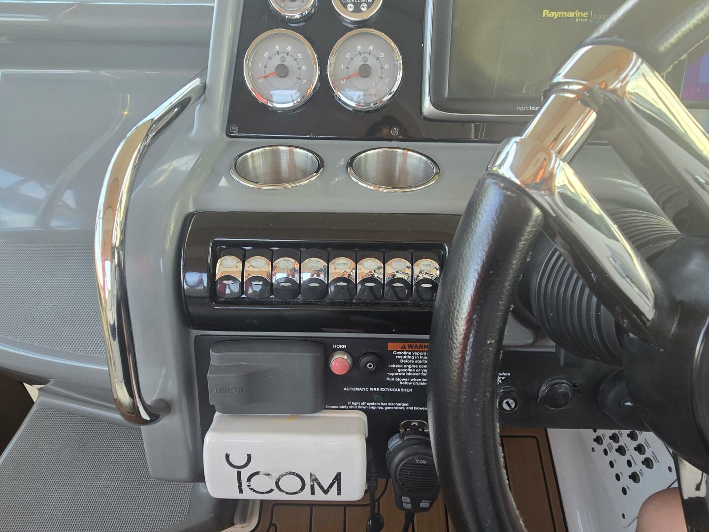 2013 Formula 310 Sun Sport - Image 14