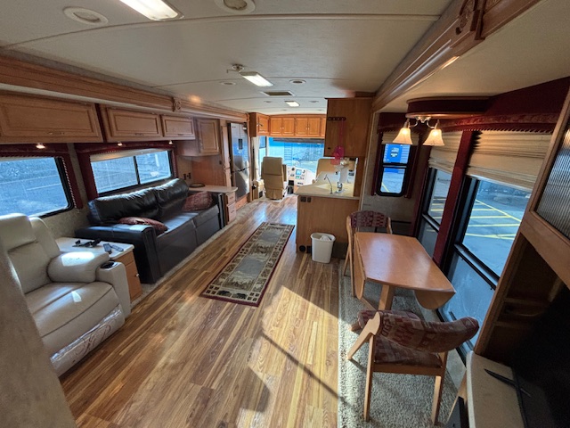 2007 WINNEBAGO TOUR 40TD - Image 31