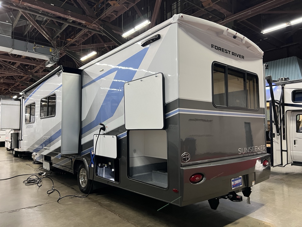 2026 Forest River Sunseeker 3010DSF - Image 4