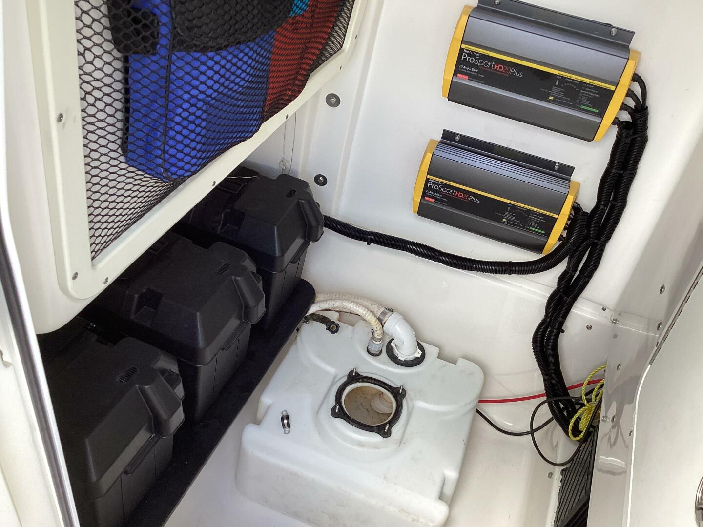 2018 Sea Hunt GAMEFISH 27FS Base - Image 35
