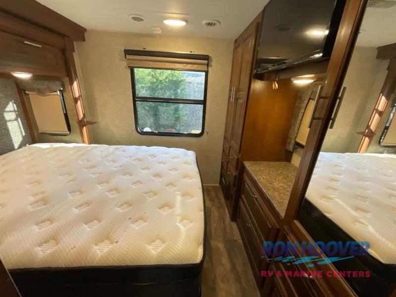2015 FOREST RIVER 335DS - Image 24