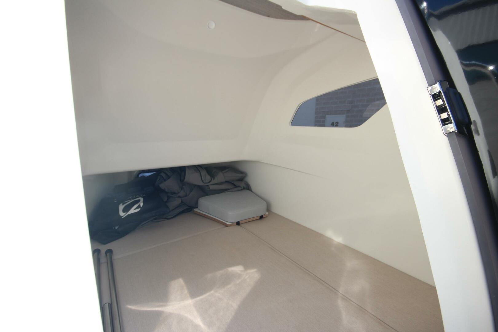 2024 Zodiac Medline 9 NEO - Image 41