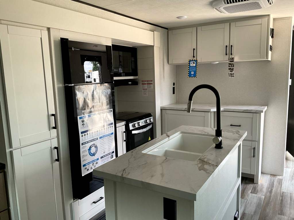 2026 JAYCO Jay Flight SLX 334 RTS  - Image 18