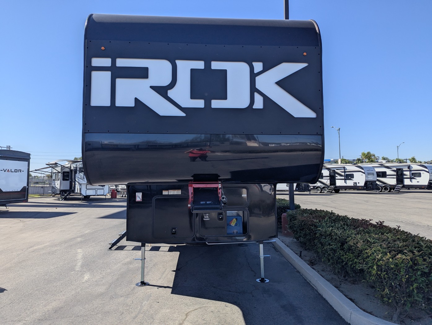 2028 IROK Trailers FW C-CR LINE IROK FW C-CR 2816 - Image 2