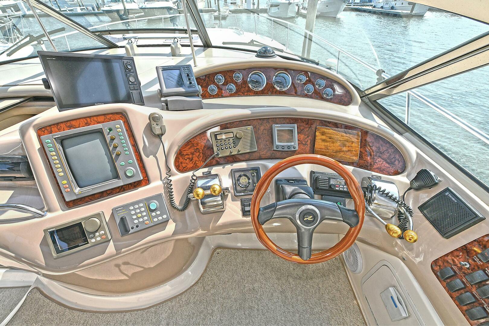 2000 Sea Ray 460 Sundancer - Image 14