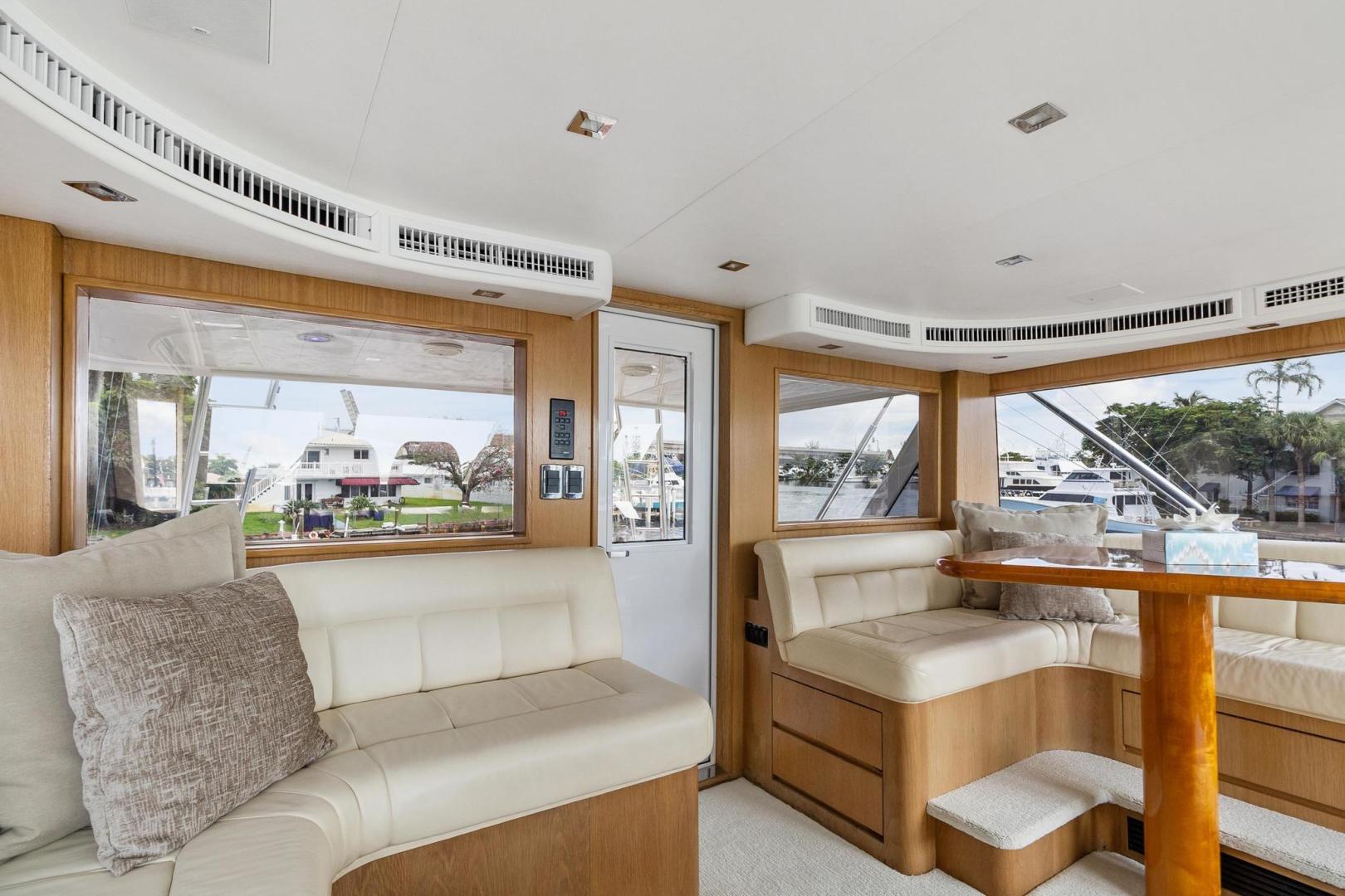 1998 Hatteras 82 Convertible - Image 29