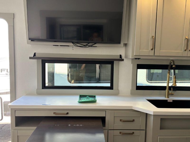2026 Brinkley RV Model Z 2810 - Image 8