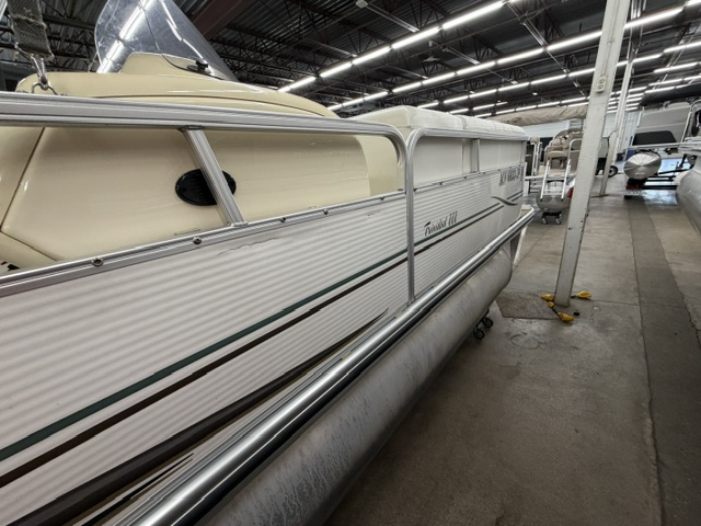 2003 LOWE SUNCRUISER TRINDAD 222 - Image 7