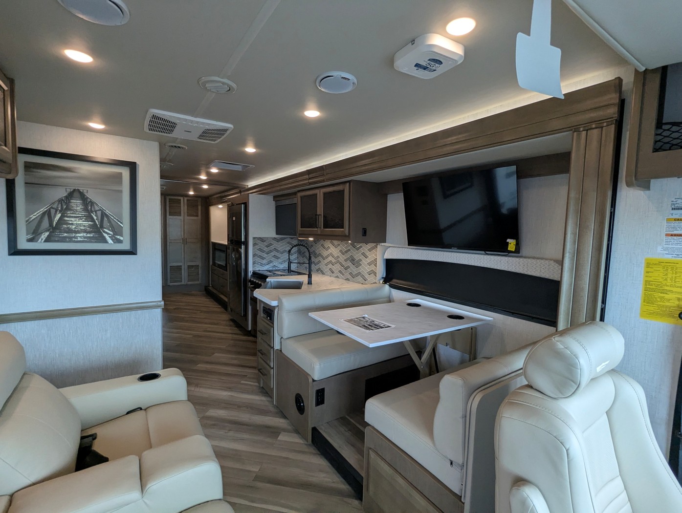 2026 Fleetwood Fortis 32RW - Image 11